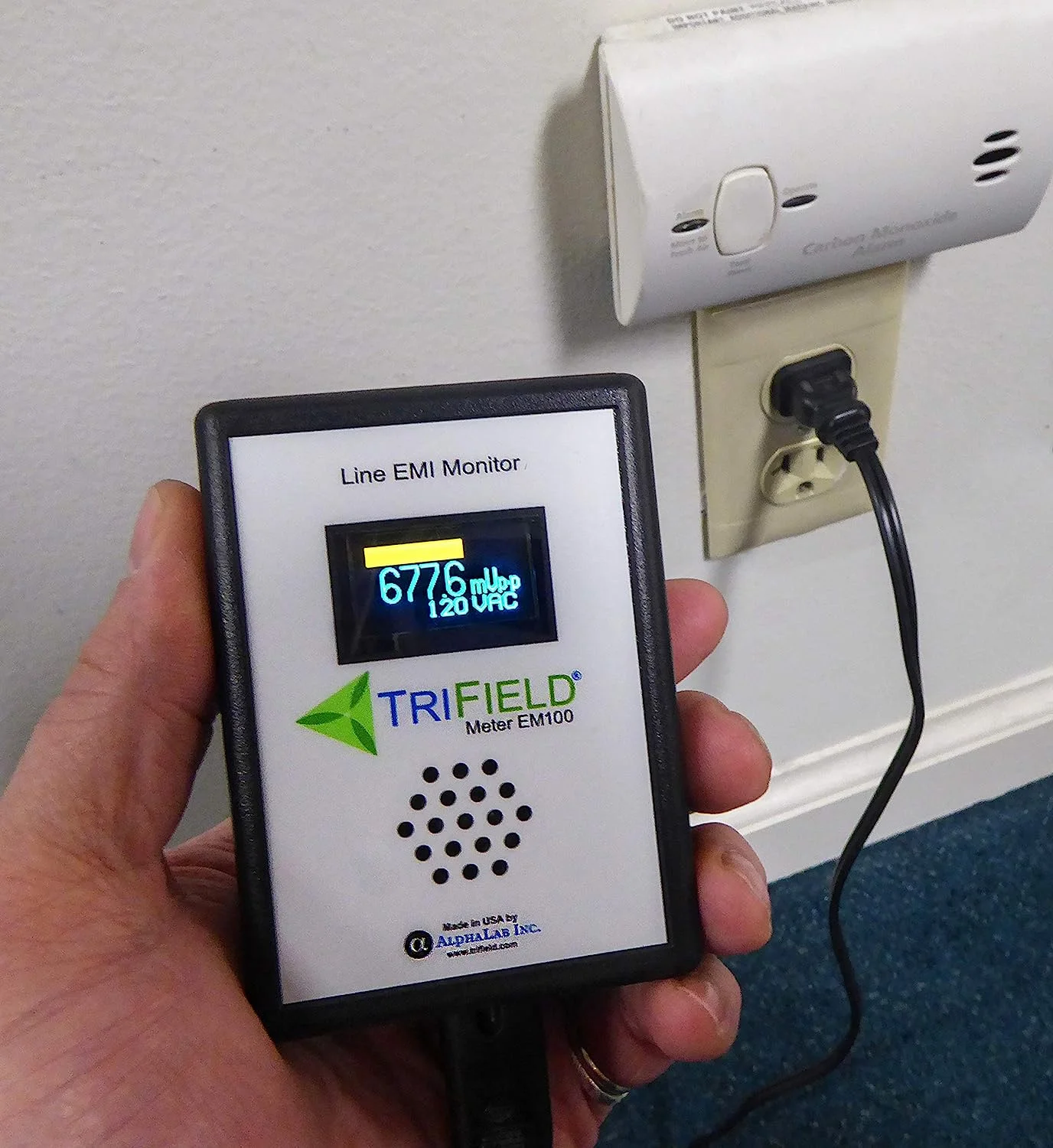 Dirty Electricity Meter by Trifield - Model EM100 - EMI Power Line Noise Analyzer - Know Your Electricity @ Home, Office, Shop - Made in USA by Alphalab, Inc.